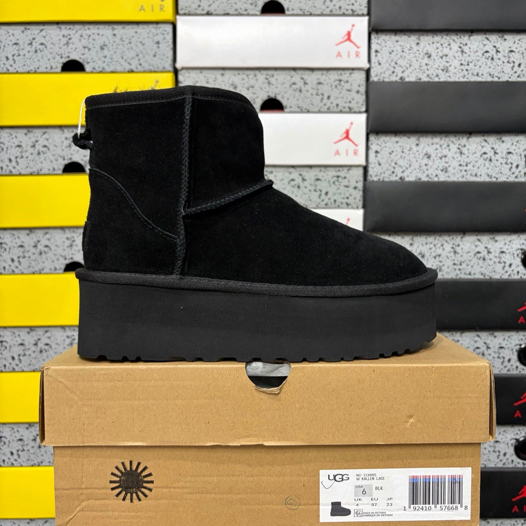 UGG Kallen Platform Ankle Boot – Suede Boot with Tonal Black Shearling Lining, Cord Lace Detail & All-Black Chunky Platform Sole in Black