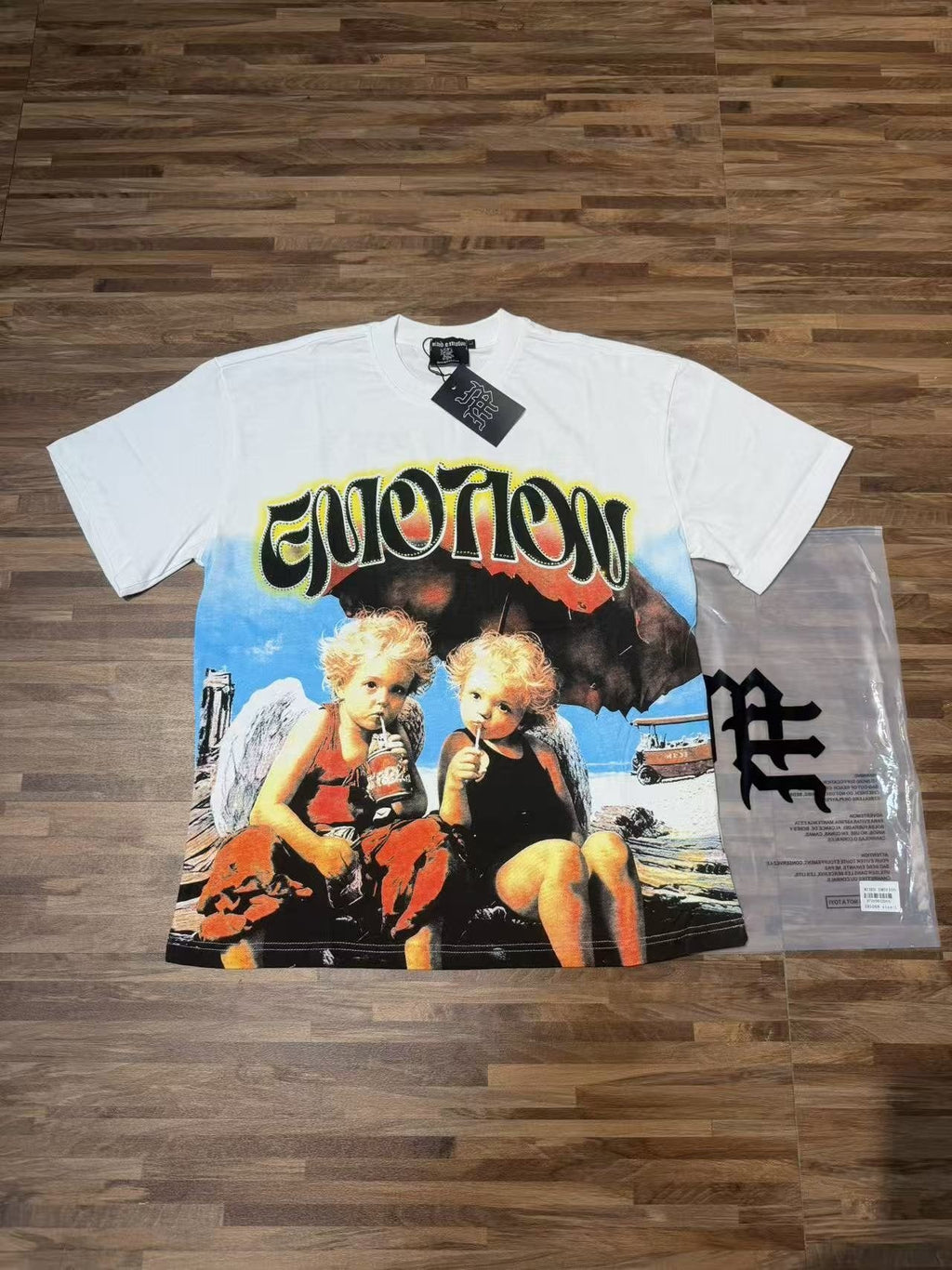 Mixed Emotion Photo Graphic Short-Sleeve T-Shirt
