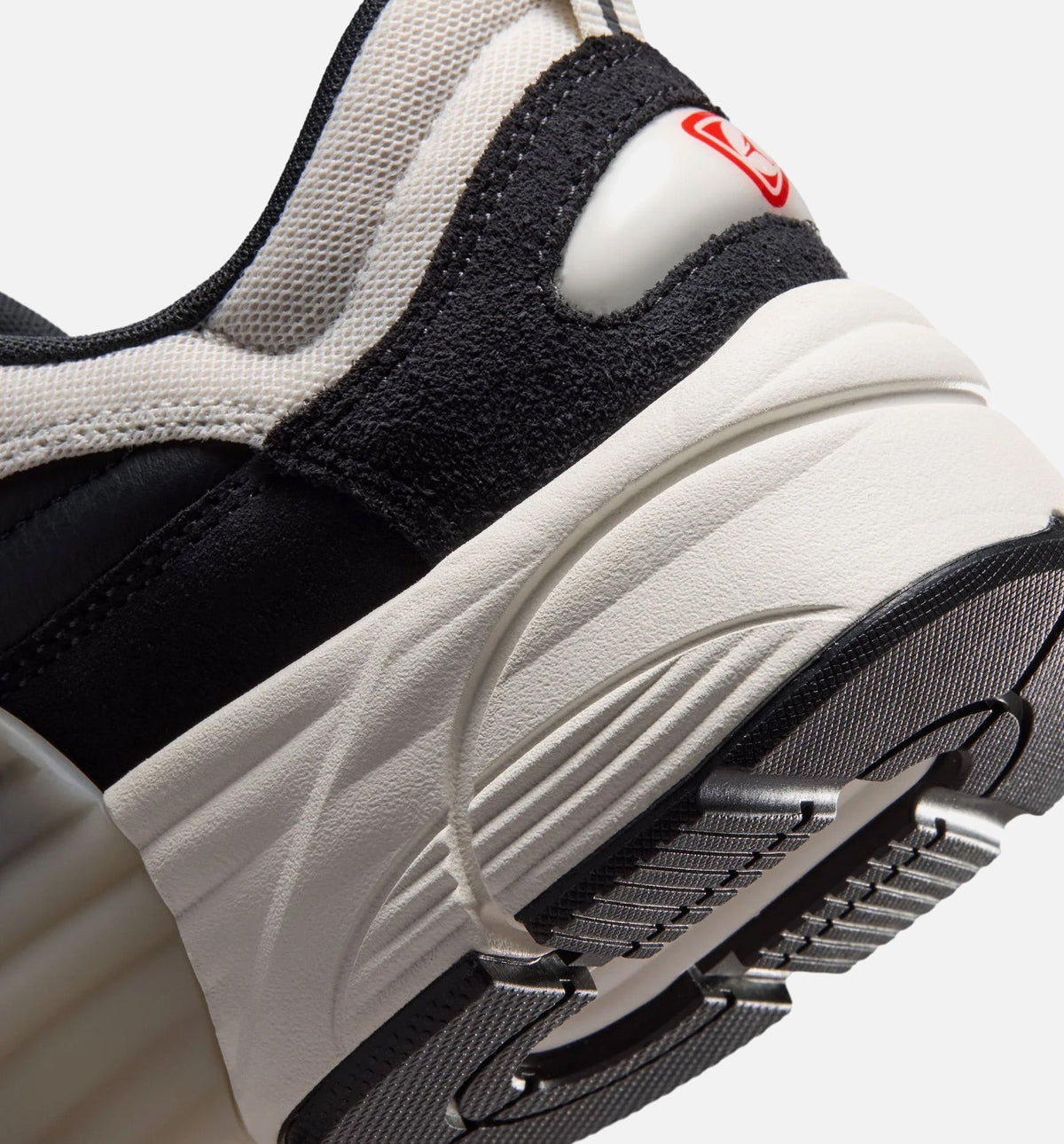 Nike Trunner OS SE - Men's Lifestyle Sneaker (Off Noir/University Red/Phantom)