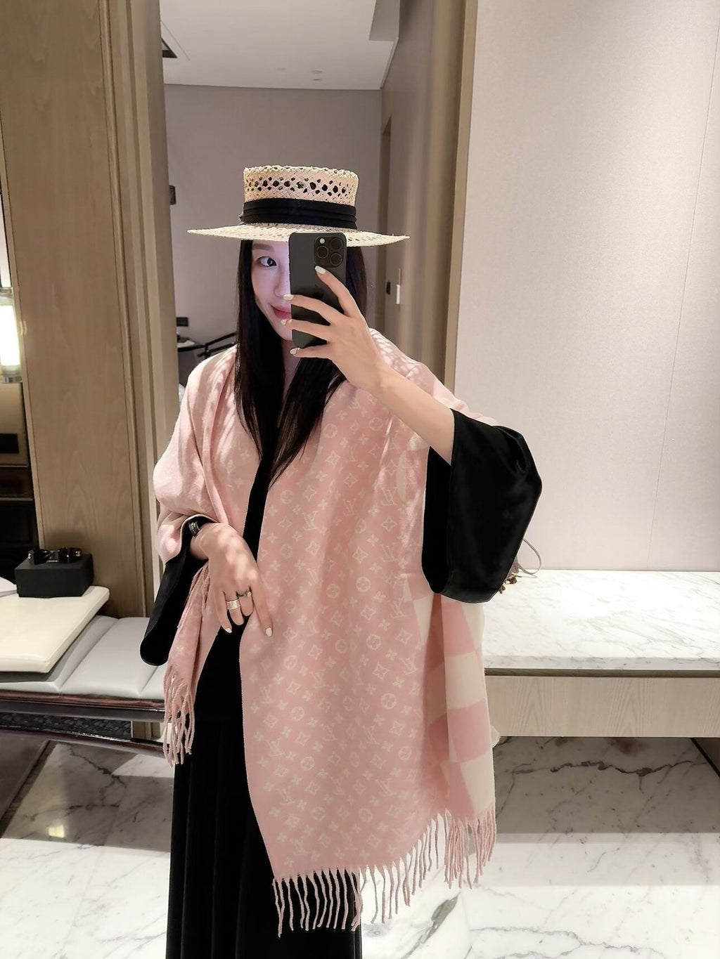 Louis Vuitton Style Checkerboard Monogram Scarf