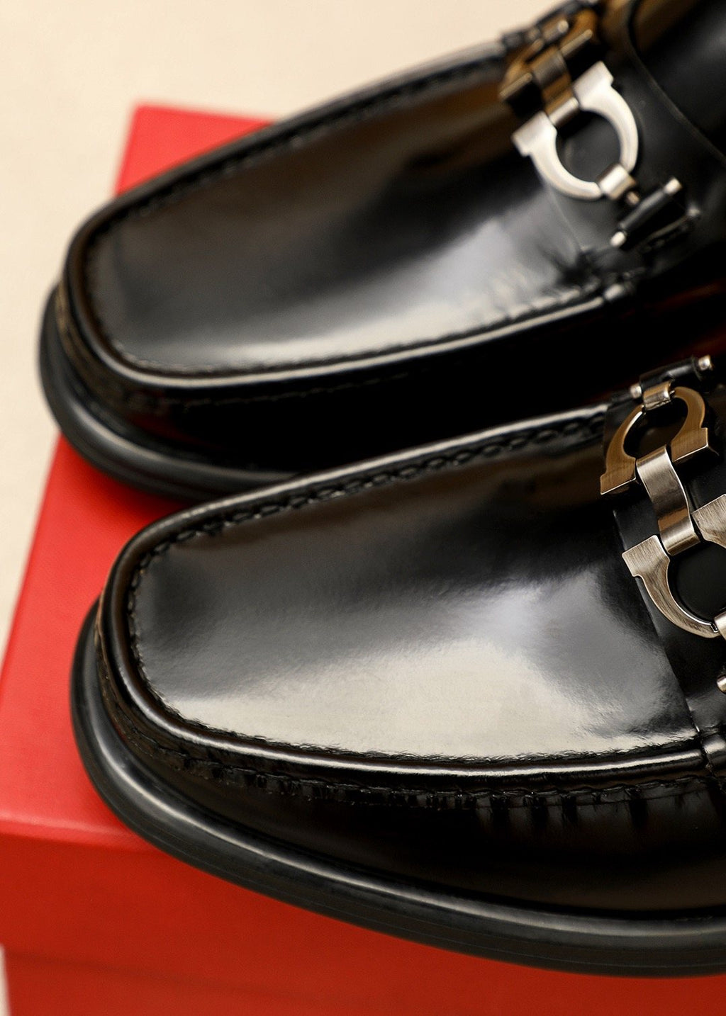 Ferragamo Black Bit Loafers