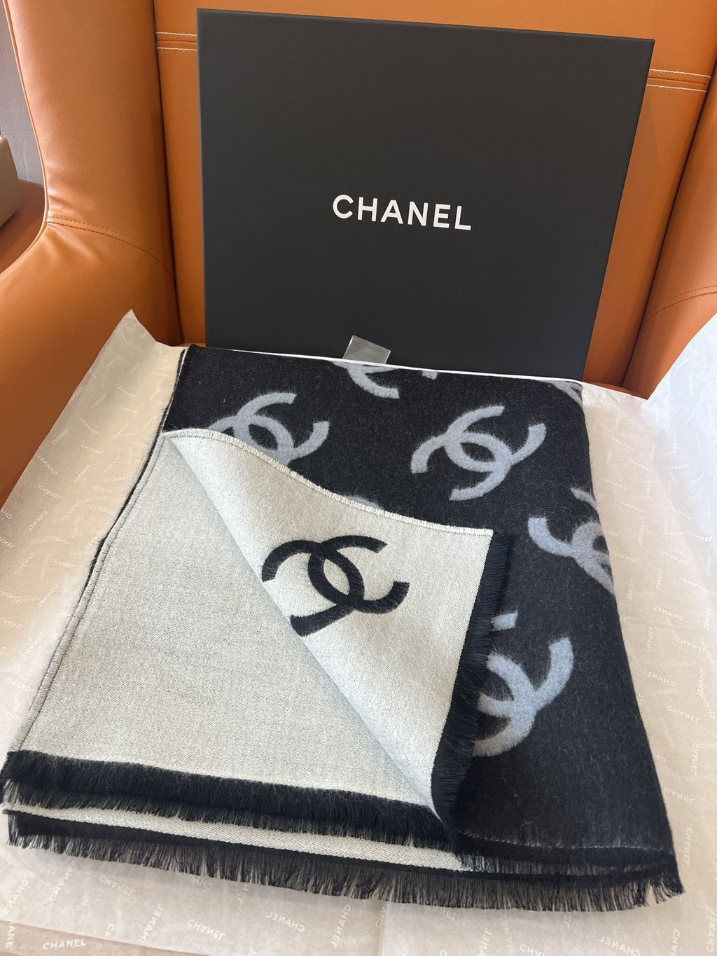 Chanel Reversible Black and Ivory Scarf