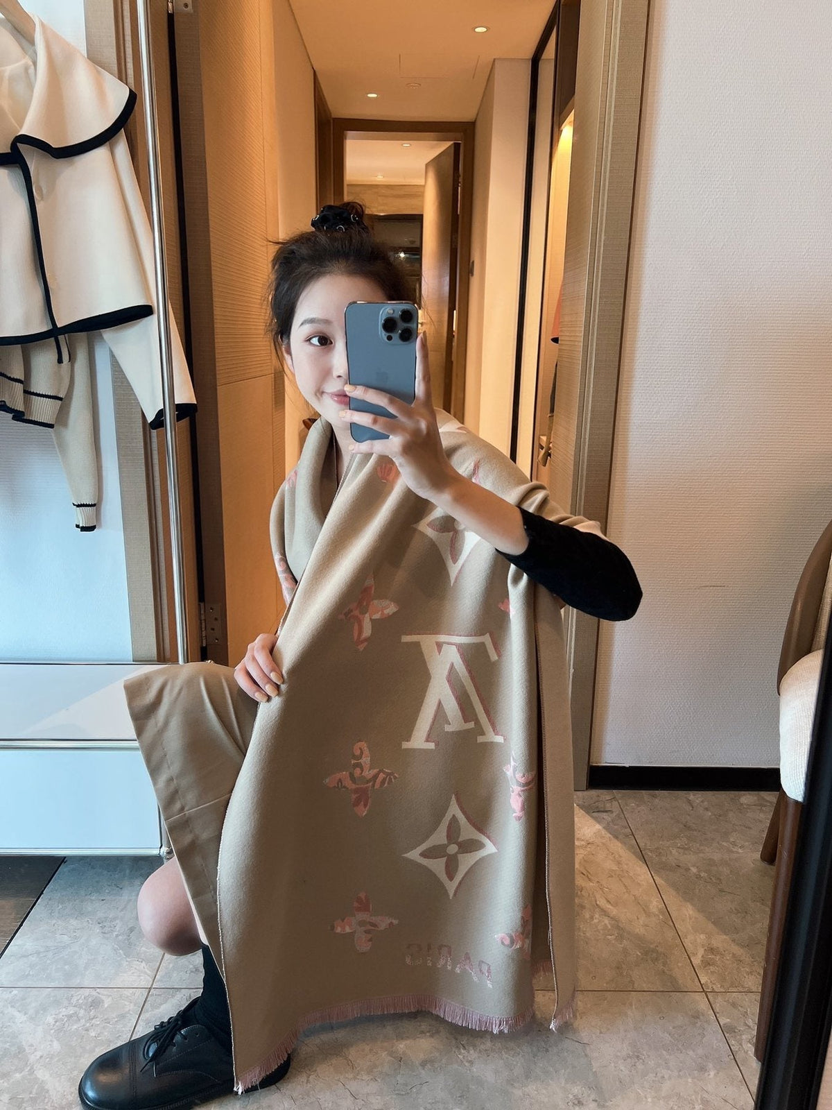 Louis Vuitton Monogram Floral Shawl