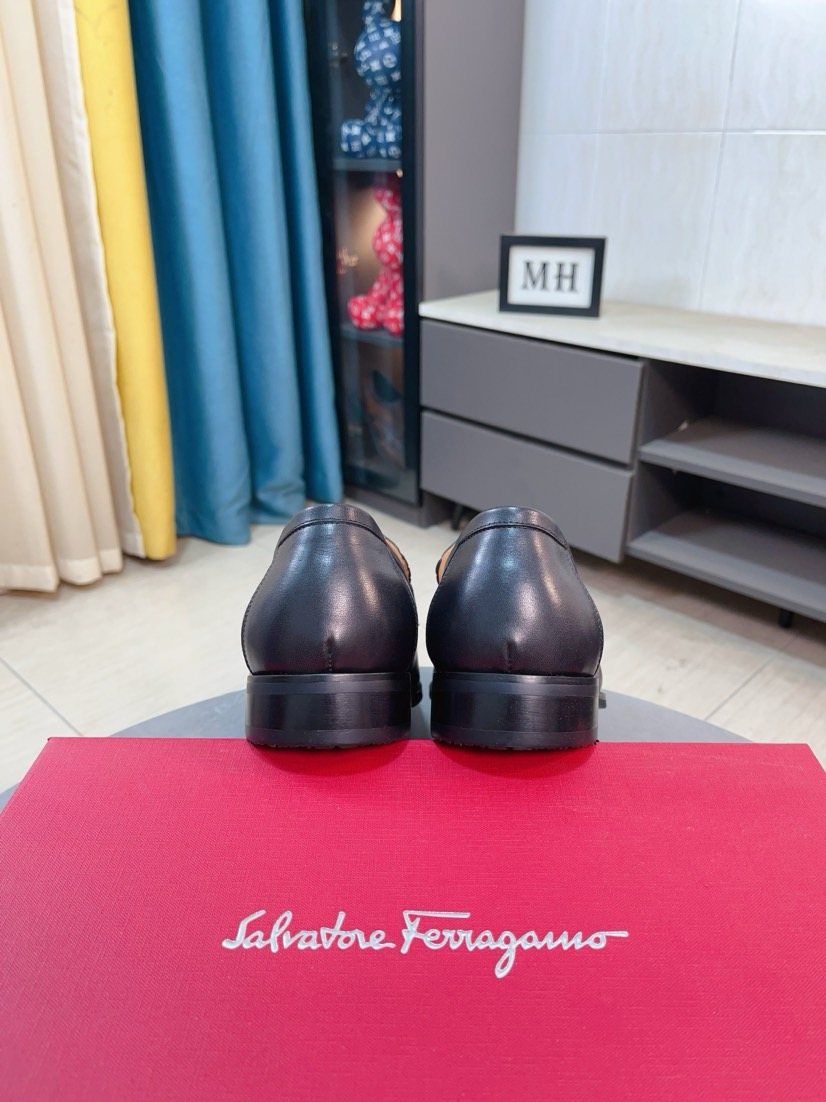 Ferragamo Black Embossed Buckle Dress Shoes