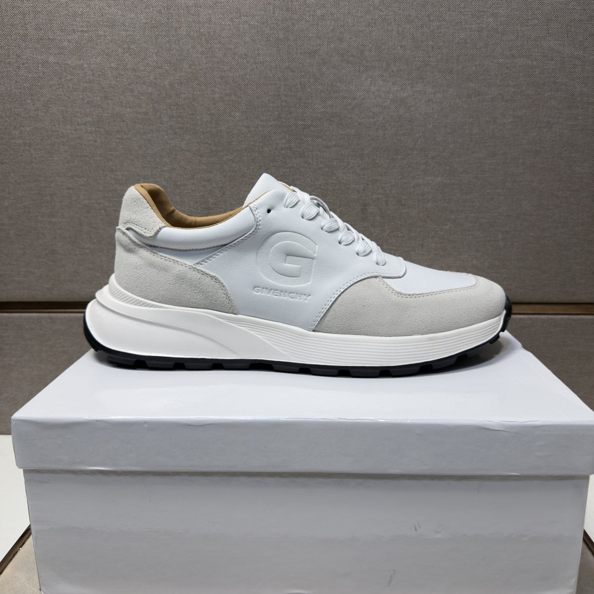 Givenchy Low-Top Lace-Up Sneakers