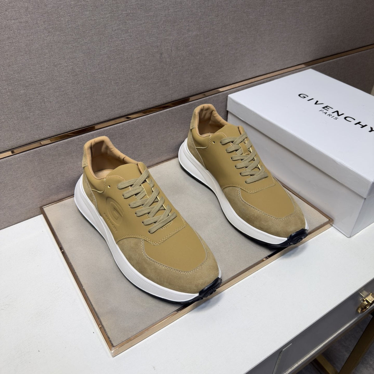 Givenchy Low-Top Lace-Up Sneakers