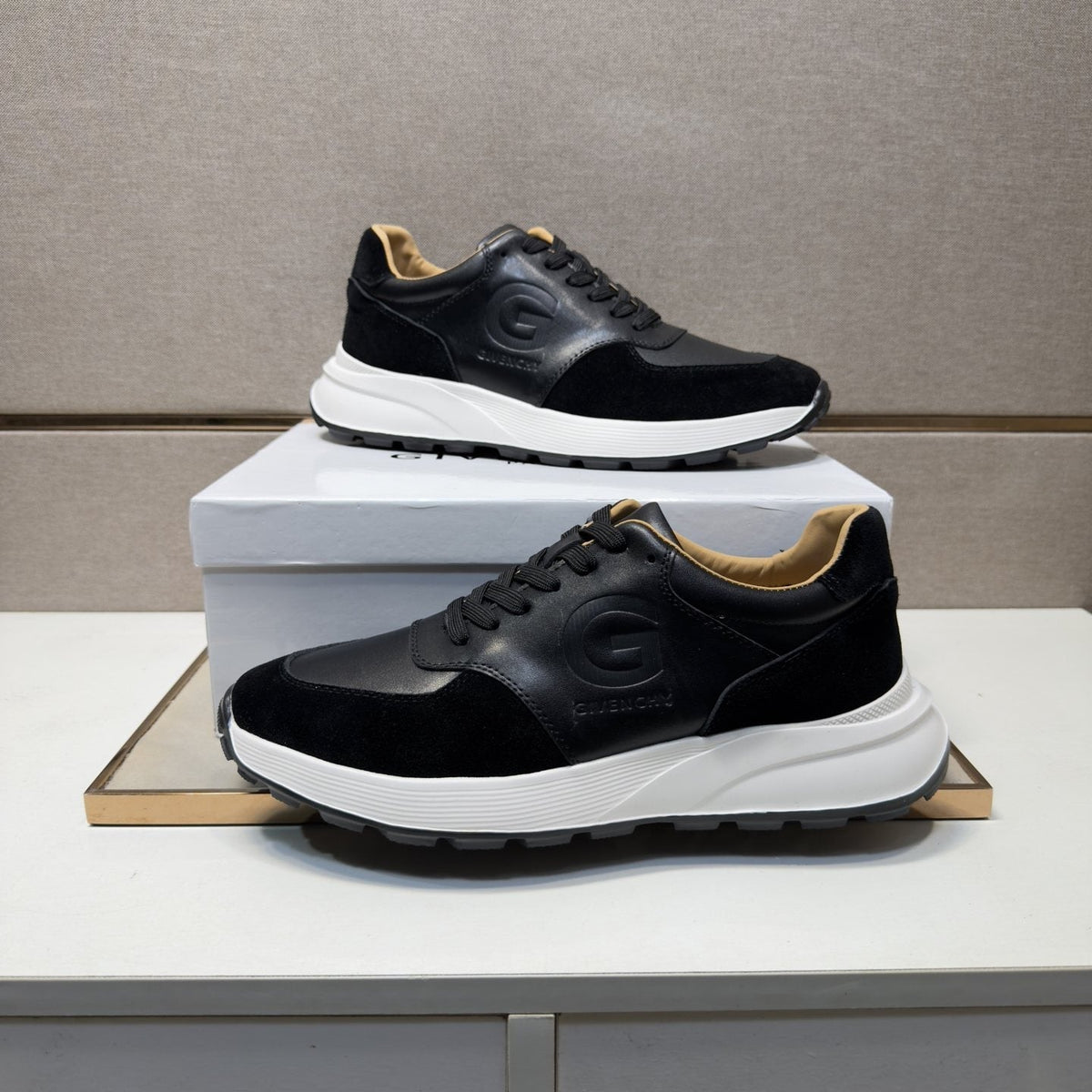 Givenchy Low-Top Lace-Up Sneakers
