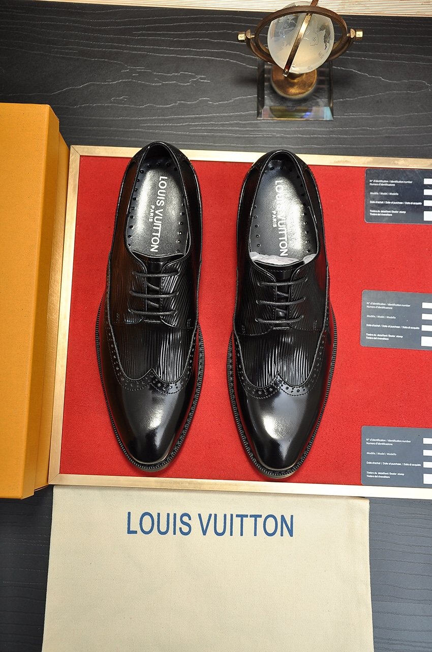 Louis Vuitton Men's Textured Panel Lace-Up Dress Shoes