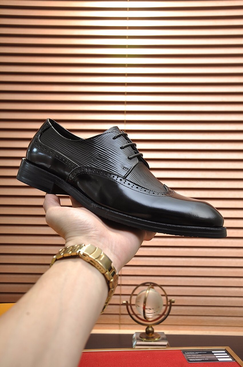Louis Vuitton Men's Textured Panel Lace-Up Dress Shoes