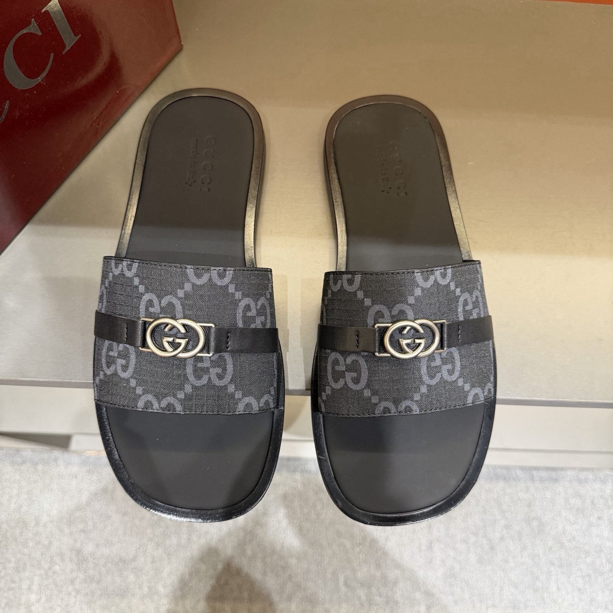 Gucci Patterned Strap Slide Sandals - Open Toe
